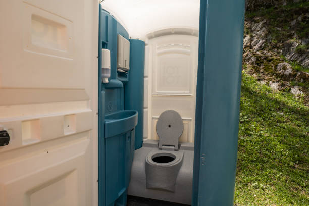 Affordable portable toilet rental in Burley, WA